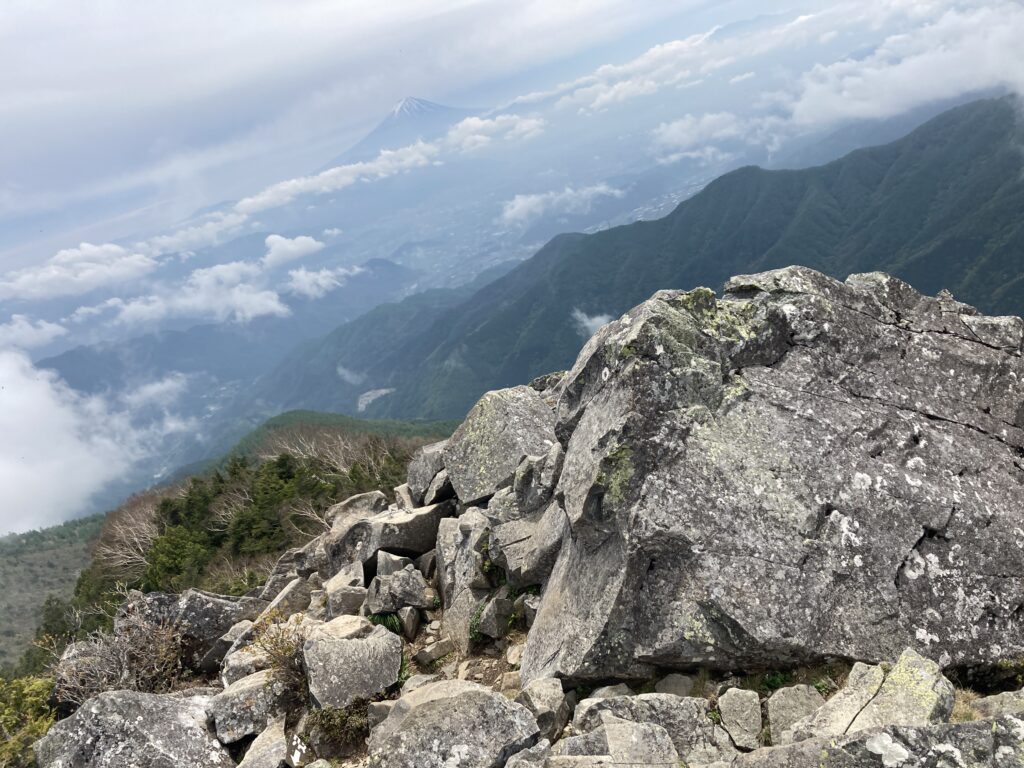 乾徳山